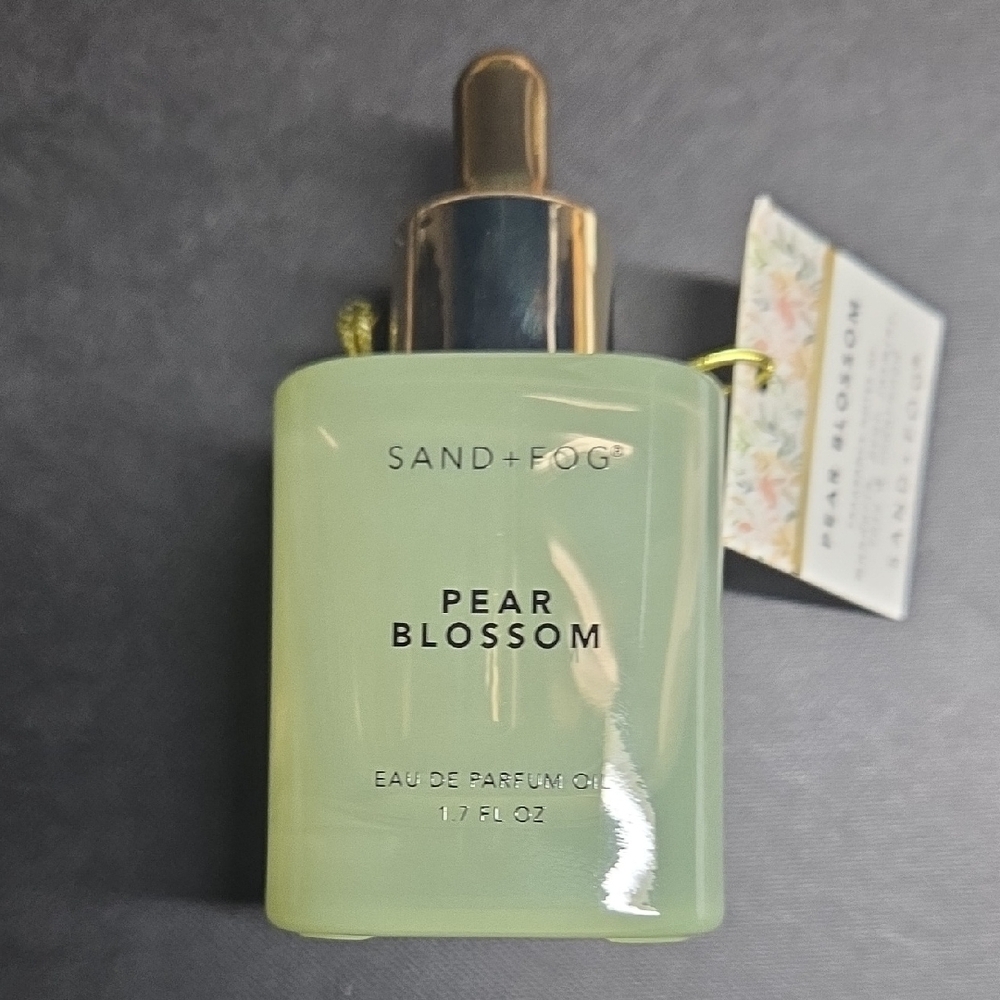 Sand & Fog Pear Blossom Eau De Parfum Oil